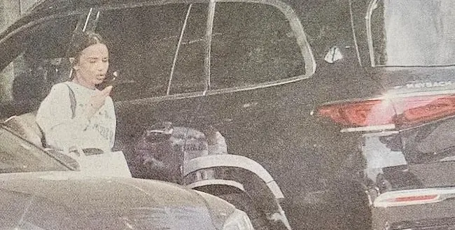 Мара Отварачката юрка звяр за 500 бона! Толкова скоро ли е намерила нов балък? (Папарашки снимки)