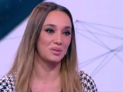 Мария Илиева крие годините си като Лили