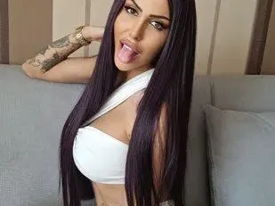 Мис Силикон точи лиги по Гришо