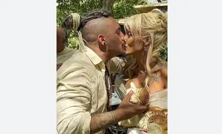 Натириха мъжа на Джулиана Гани от полицията