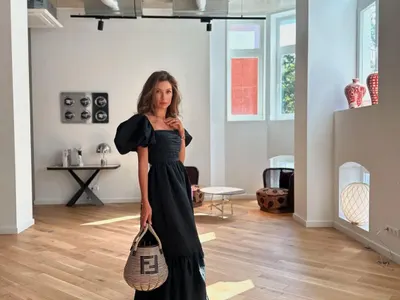 Никол Станкулова с чанта за 5 бона
