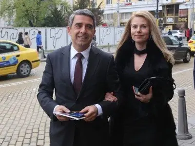 Росен Плевнелиев натиснал Деси Банова да напусне прогнозата за времето