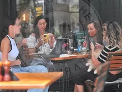 Щерките на Фатик се събраха на обяд