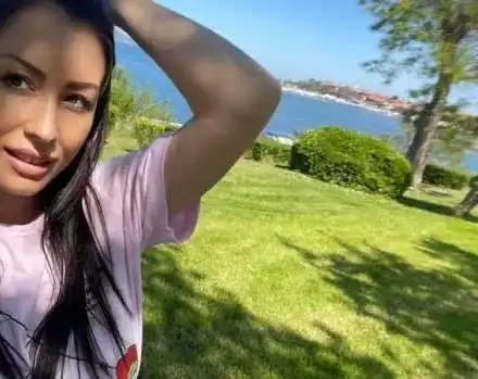 Синът на Джена е нейно копие (Снимка)