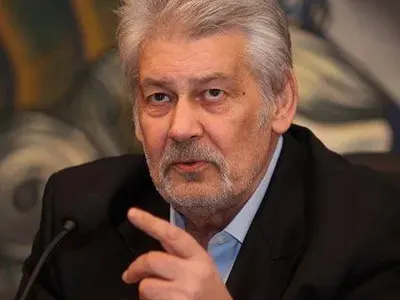 Синът на Ламбо получи сигнал: Идва краят на света!