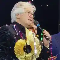 СКАНДАЛ с уредена награда на Орлин Горанов във фестивал за поп и рок музика  (СНИМКИ)