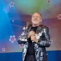 СКАНДАЛ с уредена награда на Орлин Горанов във фестивал за поп и рок музика  (СНИМКИ)