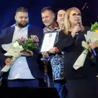 СКАНДАЛ с уредена награда на Орлин Горанов във фестивал за поп и рок музика  (СНИМКИ)