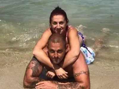 Светица, жертва или звезда? Как Дебора ОСРЕБРИ нещастието си (СНИМКИ)