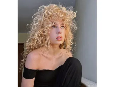 Вижте щерката президента в първия си филм (СНИМКИ)