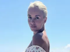 Скъса синджира:  Радина Кърджилова тръгна по мъже СНИМКИ
