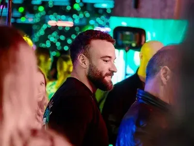 Засукани мацки свалят гаджето на Мария Бакалова - Валери Григоров СНИМКИ