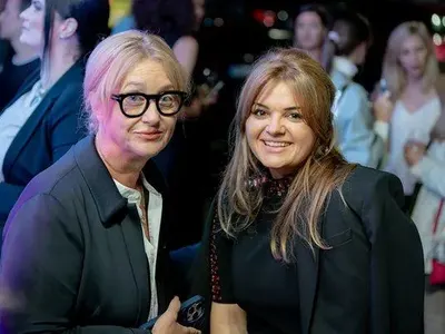 Засукани мацки свалят гаджето на Мария Бакалова - Валери Григоров СНИМКИ