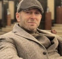 Синът на Нотариуса изтрещя:  Аз съм Господ! СНИМКИ
