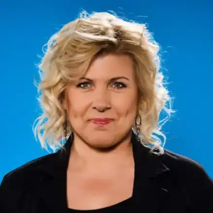 Албена Михова: В дома ми живеят духове