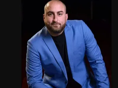 Арт мафия: Шефът на Хасковския театър Стелиян Николов щави с билети през US фирма (I ЧАСТ)