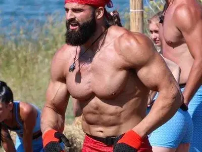 Аспарух от "Игри на волята" проходи след зверската катастрофа СНИМКИ