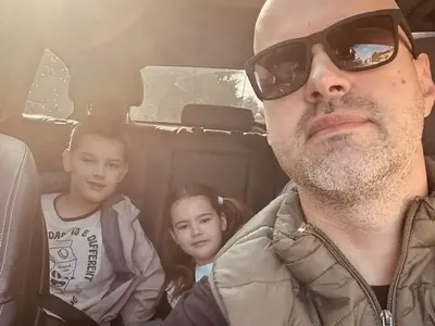 БОМБА! Ето ги ТАЙНИТЕ внуци на Слави! Дългия им завещал милиони (ЕКСКЛУЗИВНИ СНИМКИ)