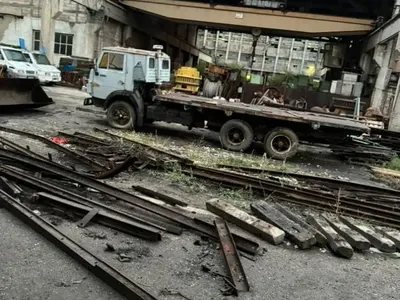 ЕКСКЛУЗИВНО: Бившата жена на Борис Дали едва свързва двата края! Вижте къде е принудена да работи (СНИМКИ)