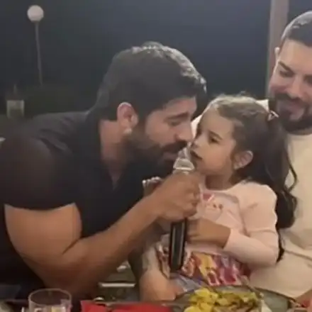 Фики Стораро: Децата ми обичат балади