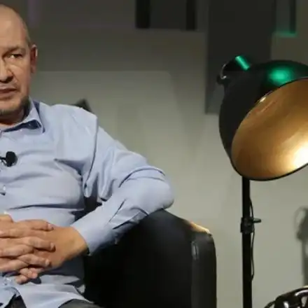 Годжи стана ТАЙНО татко за четвърти път