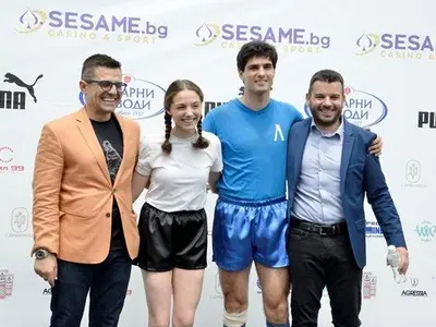 Жените на Иван и Андрей ги спасяват от пиенето (УНИКАЛНИ СНИМКИ)