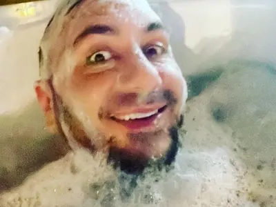 Коцето прибра 20 бона от клип „на живо“ ВИДЕО