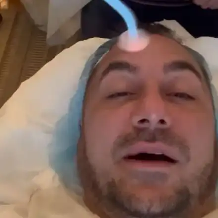 Коцето шокира феновете си: Без ток съм за никъде (Фото)