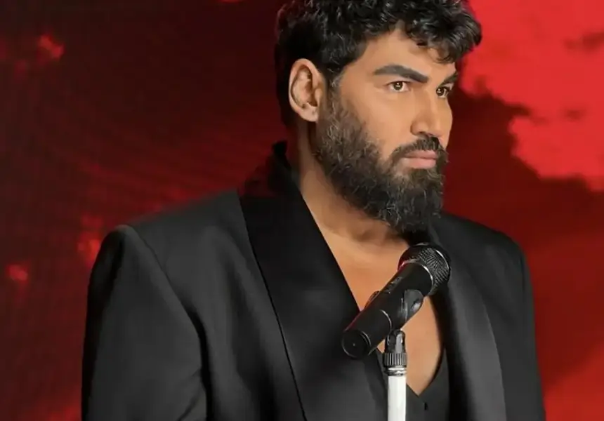 Кого копира Азис  в новия си клип?