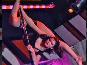 Кристи от "Биг брадър" е щерка на футболиста Росен Кирилов (Ексклузивни снимки)