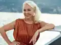 Лепа Брена с частен самолет в Кранево