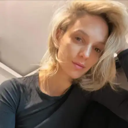 Луиза се пусна без грим