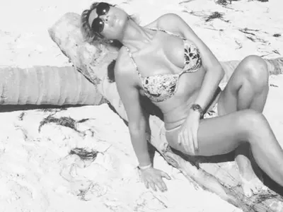 Мъж или жена? Ето я Ивон от Биг Брадър преди 10 години (+СНИМКИ по бански)