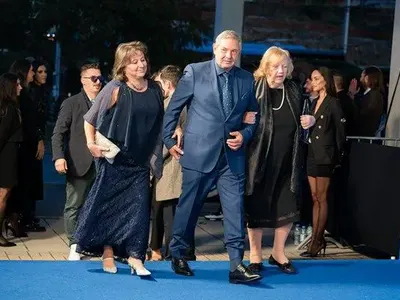 На филма за Гунди: Богданска и Ергенът Витор показаха новите си гаджета (СНИМКИ)