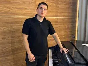 Николай Иванов от "Гласът на България": Бях 120 кг и се сринах, а сега съм на върха