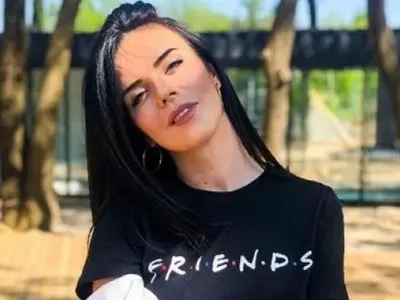 Объркаха Мона Гочева с Дара