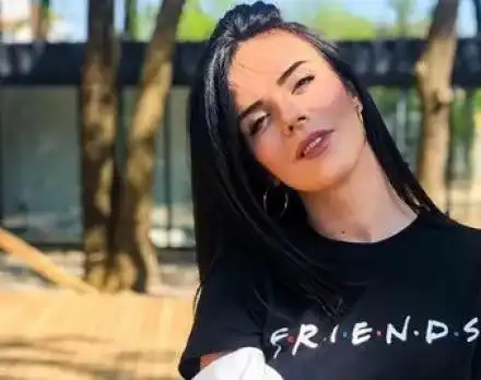 Объркаха Мона Гочева с Дара