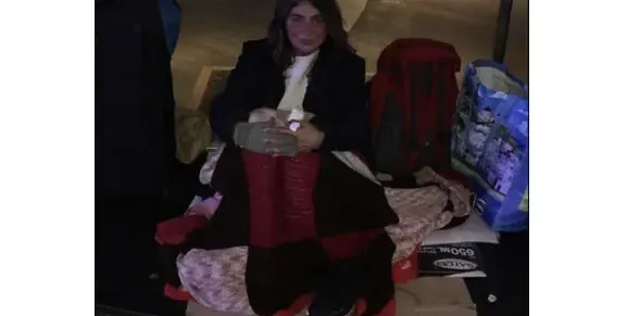 Остават на улицата в Лондон: Тризначките нямат пари да се върнат в България