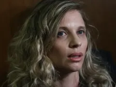 Папарашки удар: Ето го гаджето на ЛиЛана СНИМКИ
