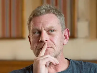 Пишат съобщения от името на Вергов