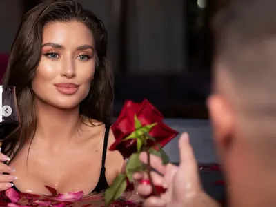 Саня Борисова показа нова любов след  разкаянието на  Ники Илиев (СНИМКИ)