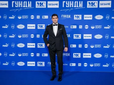 Щерката на Радев се изложи с рокля за 10 бона на филма за Гунди (СНИМКИ)