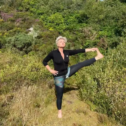 Силвена Роу тренира с консерви