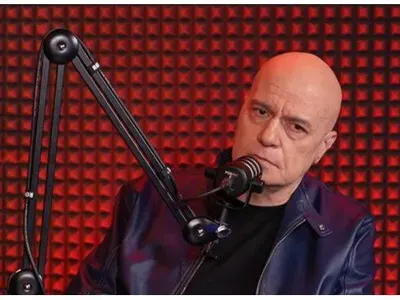 Слави Трифонов: Няма щастие в любовта, жените ми изневеряват!