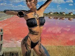 След разлъката с Берке: Биляна от "Островът" отново става гимнастичка