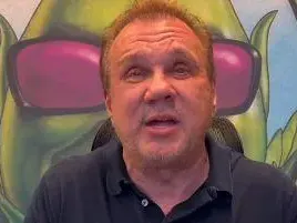 След развода с Цеци Красимирова: Биг Майк ОБЕЗОБРАЗЕН! (СНИМКИ)