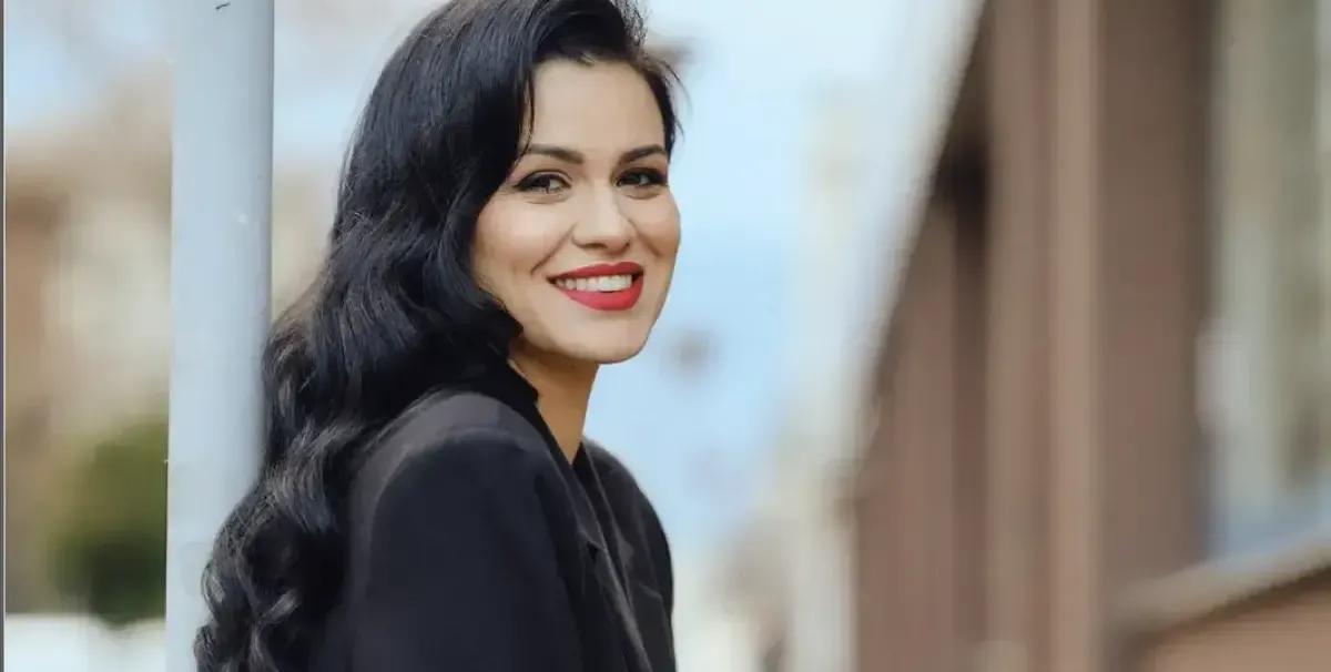 Съпругата на шеф в ЦСКА стана синоптичка в Нова