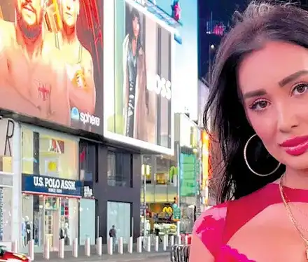 УАУ! Атижа от „Биг Брадър“ показа ОГРОМНИТЕ си задни части (ВИДЕО)