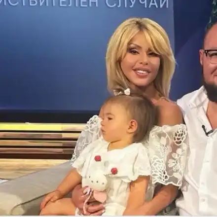 Защо Християн Гущеров се обясни в любов  на татко си?