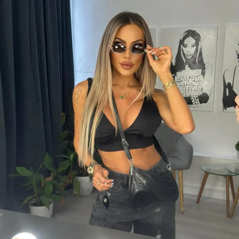 Златка Райкова си купи албум на Андреа